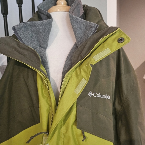 Columbia – 2--Tone Chartreuse and Olive Fleece Interchangeable Hooded Jacket -4X - Picture 15 of 16